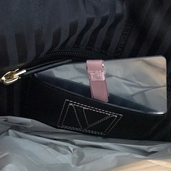 Victoria’s Secret Rose Barbie Pink Purse - Picture 4 of 6